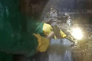 金昌消防水池堵漏施工视频